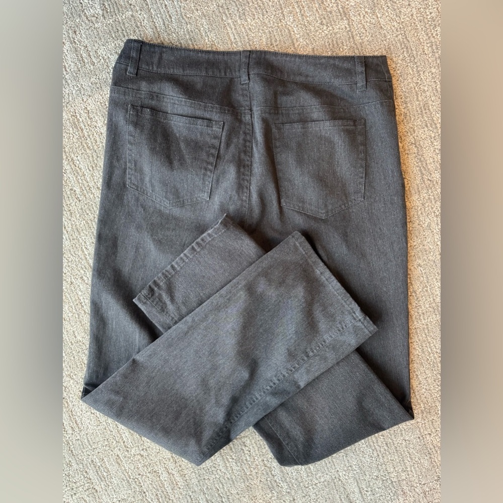 Jones New York Black High-Rise Wide Leg Jeans - Picture 6 of 10